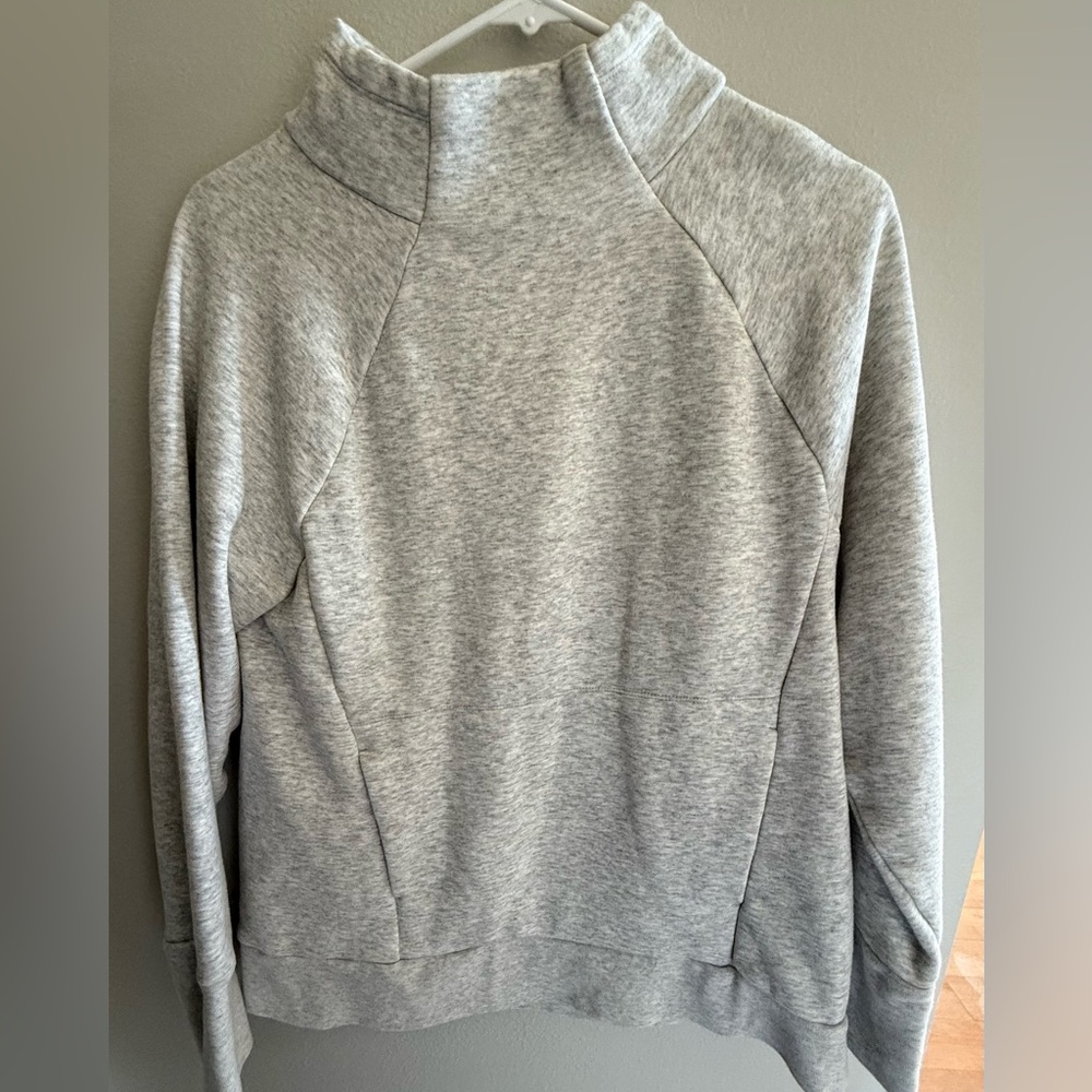 Fabletics High Neck Light Gray Pullover Medium